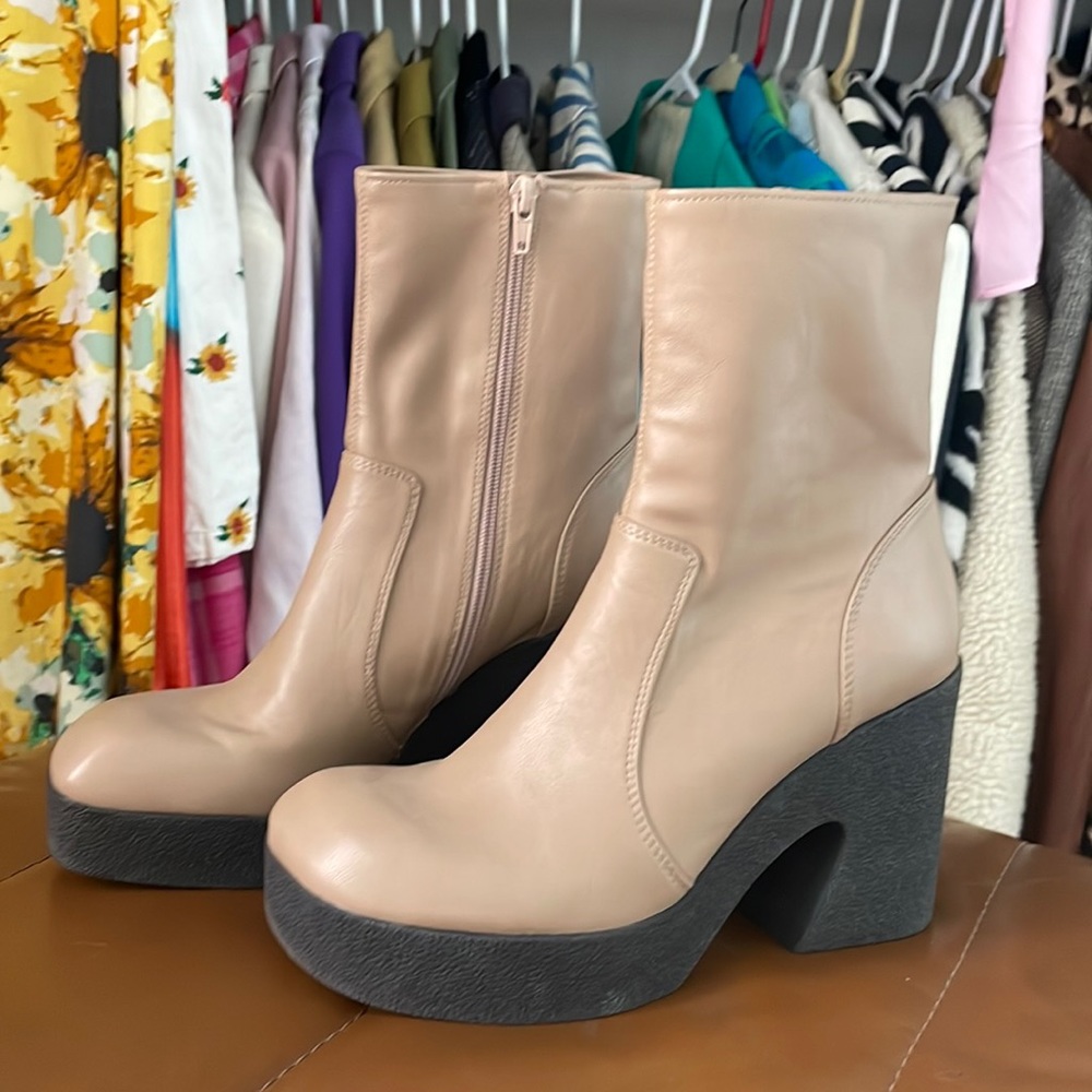 Jeffrey Campbell Tan Retro Platform Ankle Calf Boots